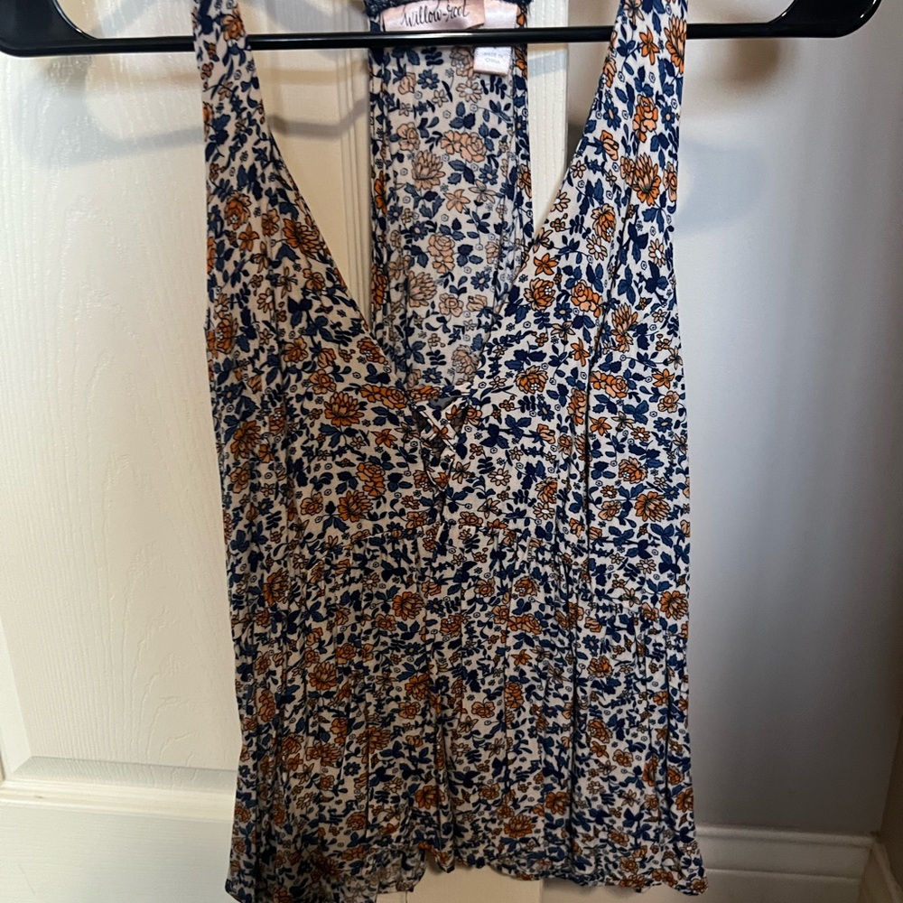 Willow & Root Floral V-Neck Tank